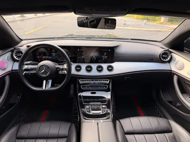 Mercedes-Benz E-Class — Фото автомобиля 10