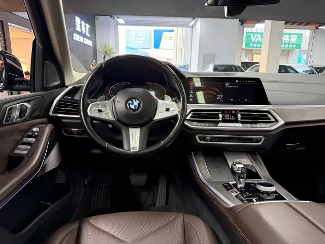 BMW X5 — Фото автомобиля 7