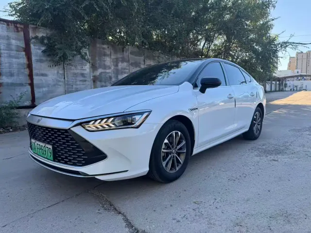 Фотография автомобиля — BYD Qin PLUS