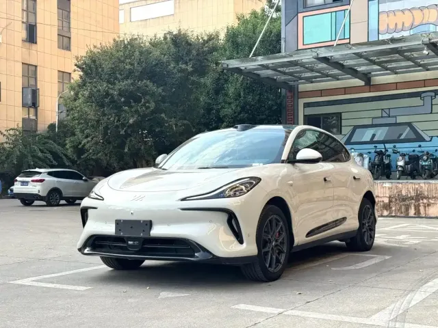 Фотография автомобиля — IM Motors LS6