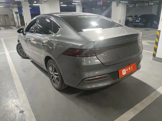 BYD Qin PLUS — Фото автомобиля 9