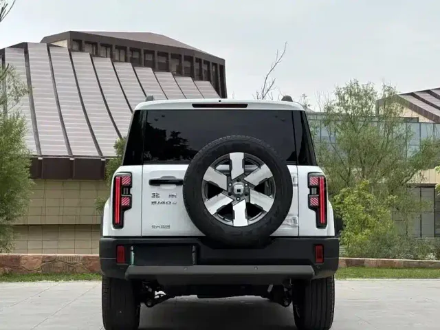 BAIC ORV Beijing Off-Road BJ40 Range Extender — Фото автомобиля 6
