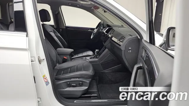 Volkswagen Tiguan Tiguan 2 поколение 2.0 TDI Prestige — Фото автомобиля 11
