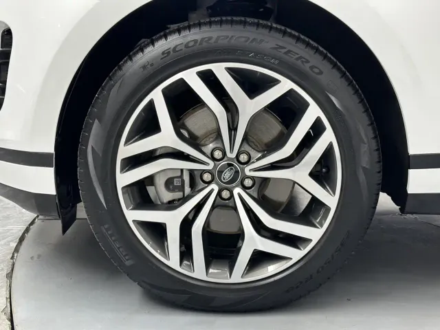 Land Rover Range Rover Evoque — Фото автомобиля 24