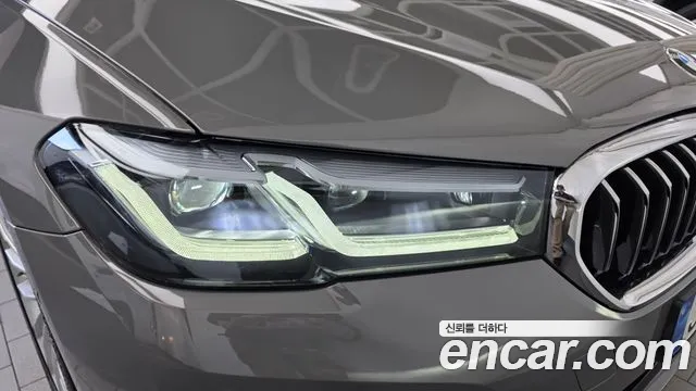 BMW 5 Series G30 — Фото автомобиля 7