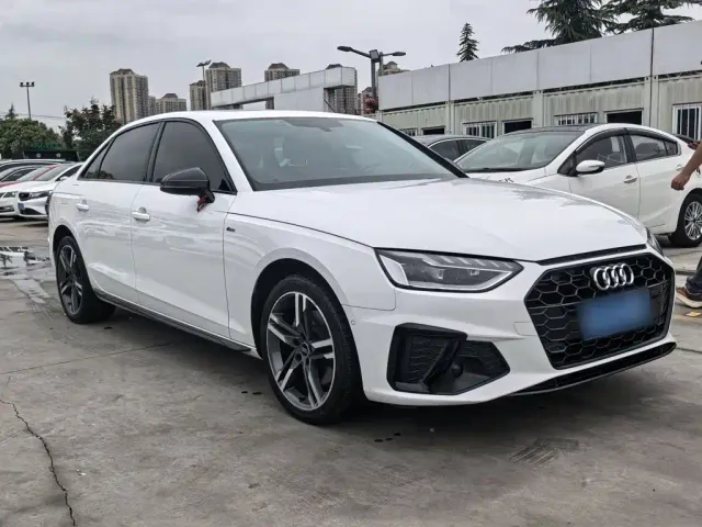 Audi A4L — Фото автомобиля 5