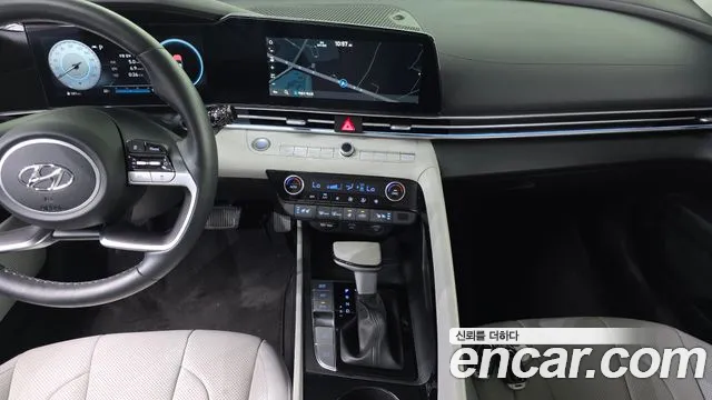 Hyundai AVANTE Avante (CN7) — Фото автомобиля 13