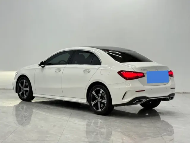 Mercedes-Benz A-Class — Фото автомобиля 4