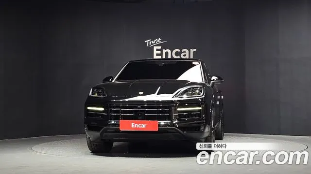 Porsche Cayenne — Фото автомобиля 3