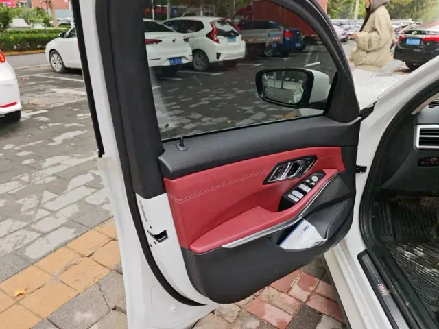 BMW i3 — Фото автомобиля 7