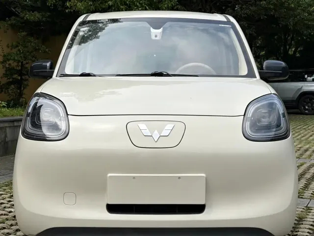 Wuling Hongguang Mini EV — Фото автомобиля 2