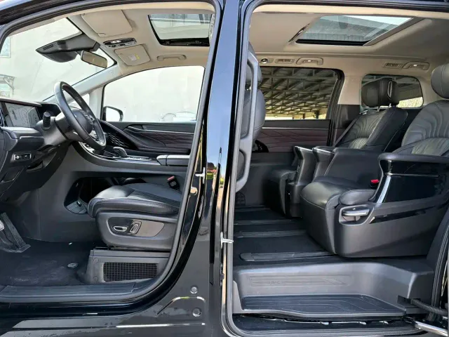 GAC Trumpchi M8 — Фото автомобиля 9