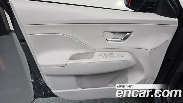 Hyundai Kona SX2 — Фото автомобиля 13
