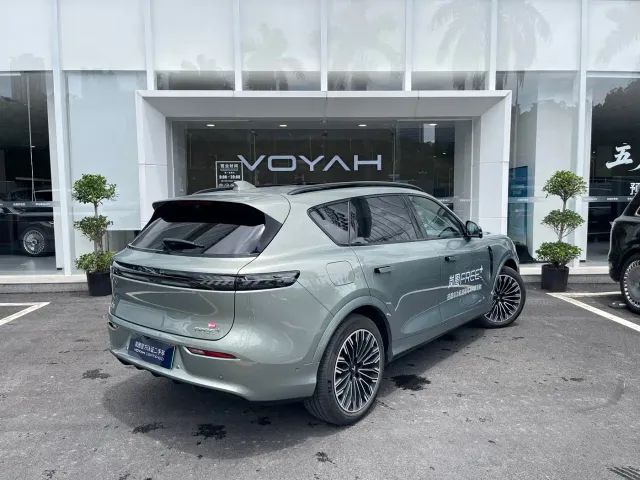 Voyah FREE — Фото автомобиля 7