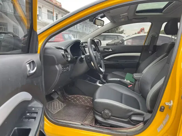 Kia KX1 — Фото автомобиля 9