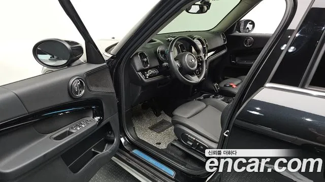 MINI Countryman — Фото автомобиля 14