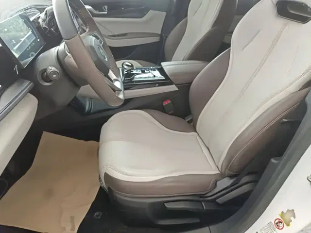 BYD Qin PLUS — Фото автомобиля 14