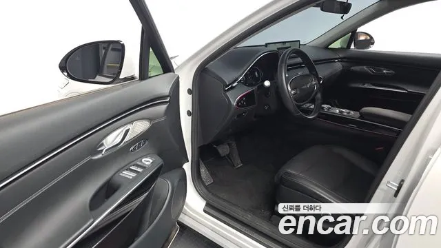 Genesis GV70 2.5T Бензин AWD — Фото автомобиля 10