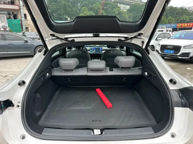 Changan Qiyuan A06 — Фото автомобиля 16