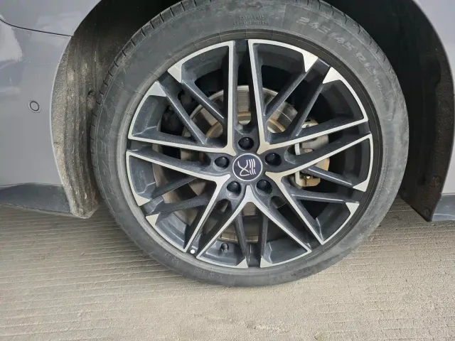 BYD Han — Фото автомобиля 17