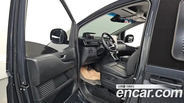 Hyundai Staria Staria L3.5 Tourer 9 мест — Фото автомобиля 10