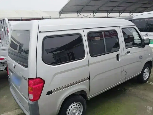 Wuling Zhiguang — Фото автомобиля 6