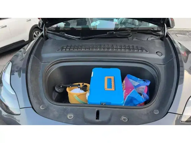 Tesla Model Y — Фото автомобиля 3