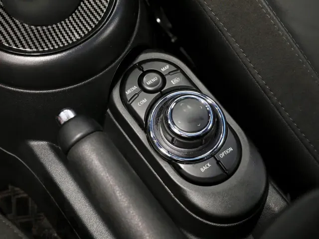 MINI Hatch — Фото автомобиля 22