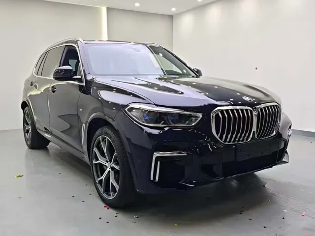BMW X5 — Фото автомобиля 3