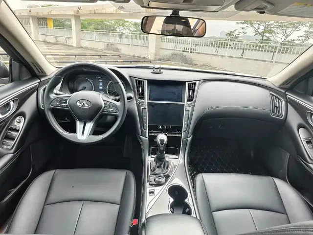 Infiniti Q50L — Фото автомобиля 6