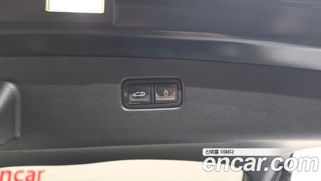 Genesis GV70 — Фото автомобиля 22