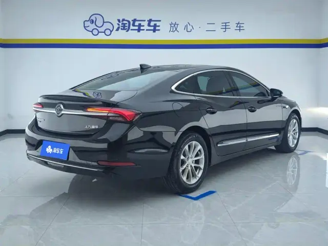 Buick LaCrosse — Фото автомобиля 3