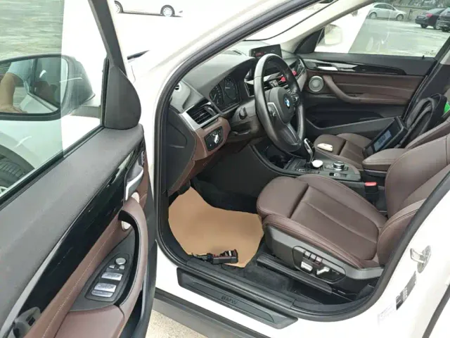 BMW X1 — Фото автомобиля 15