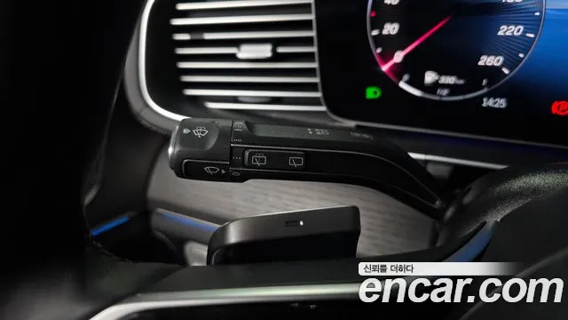 Mercedes-Benz GLE-Class — Фото автомобиля 30
