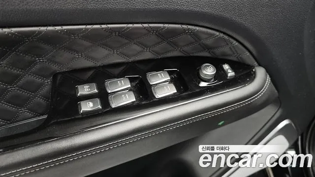 KG_Mobility_Ssangyong Rexton All Rexton Дизель 2.2 4WD — Фото автомобиля 17