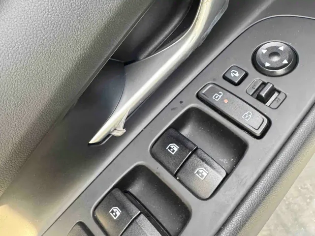 Hyundai Elantra — Фото автомобиля 18