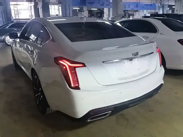 Cadillac CT5 — Фото автомобиля 4