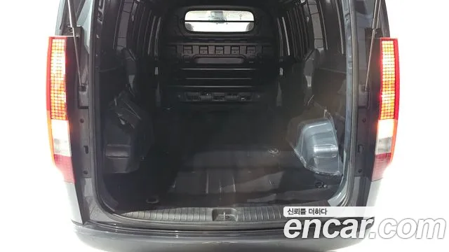 Hyundai Staria — Фото автомобиля 26