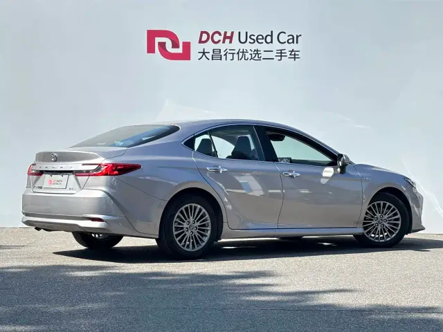 Toyota Camry — Фото автомобиля 4