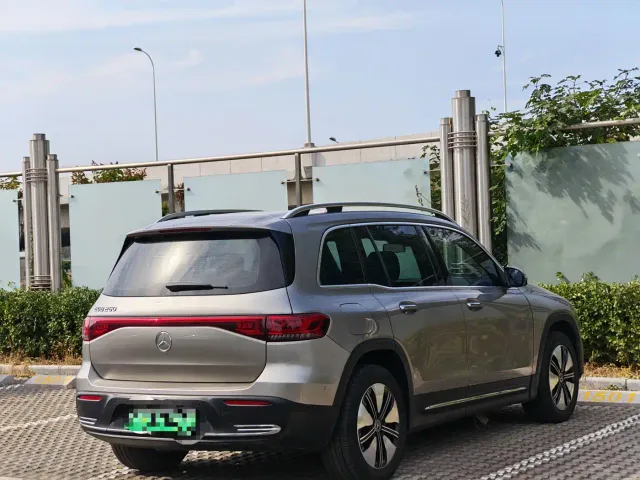 Mercedes-Benz EQB — Фото автомобиля 5