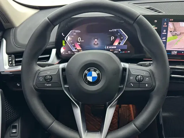 BMW X1 — Фото автомобиля 11