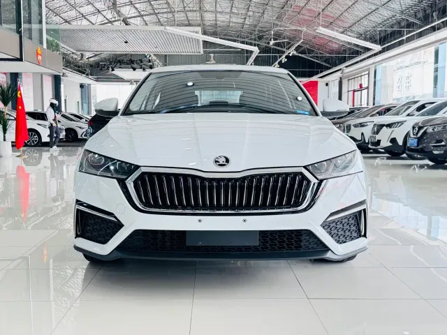 Skoda Octavia — Фото автомобиля 2