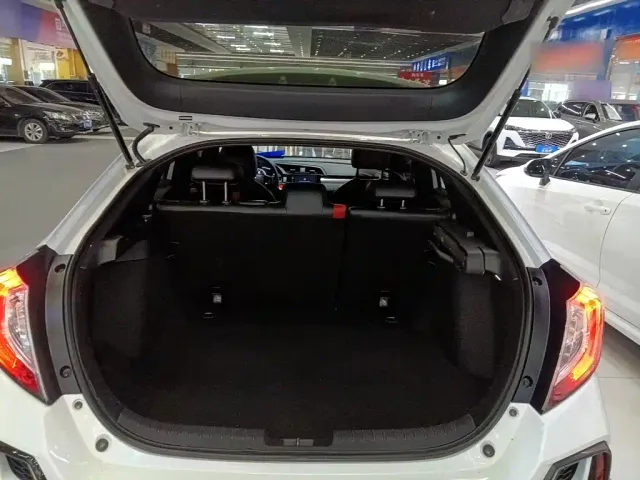 Honda Civic — Фото автомобиля 18