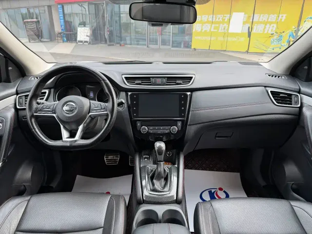 Nissan Qashqai — Фото автомобиля 6