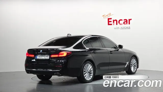 BMW 5-Series — Фото автомобиля 2