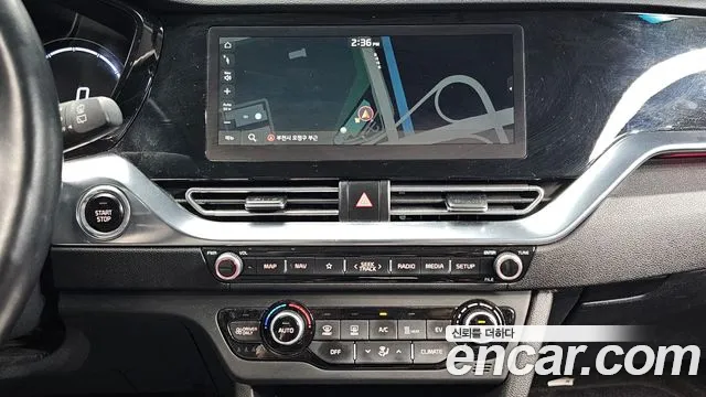 Kia Niro — Фото автомобиля 14