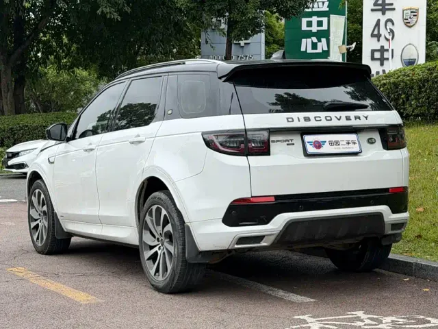 Land Rover Discovery Sport — Фото автомобиля 4