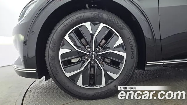 Kia EV6 — Фото автомобиля 5