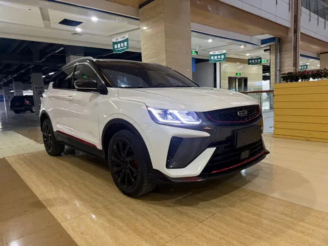 Geely Binyue — Фото автомобиля 3