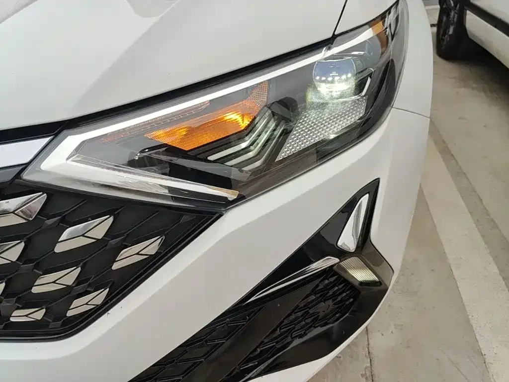 Jetta Jetta VS5 2023 280TSI Auto Progressive Type — Фото автомобиля 23